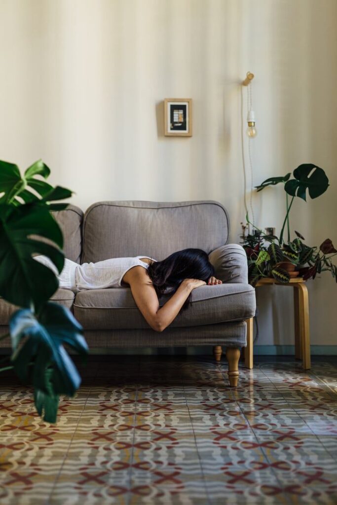 woman experiencing chronic fatigue